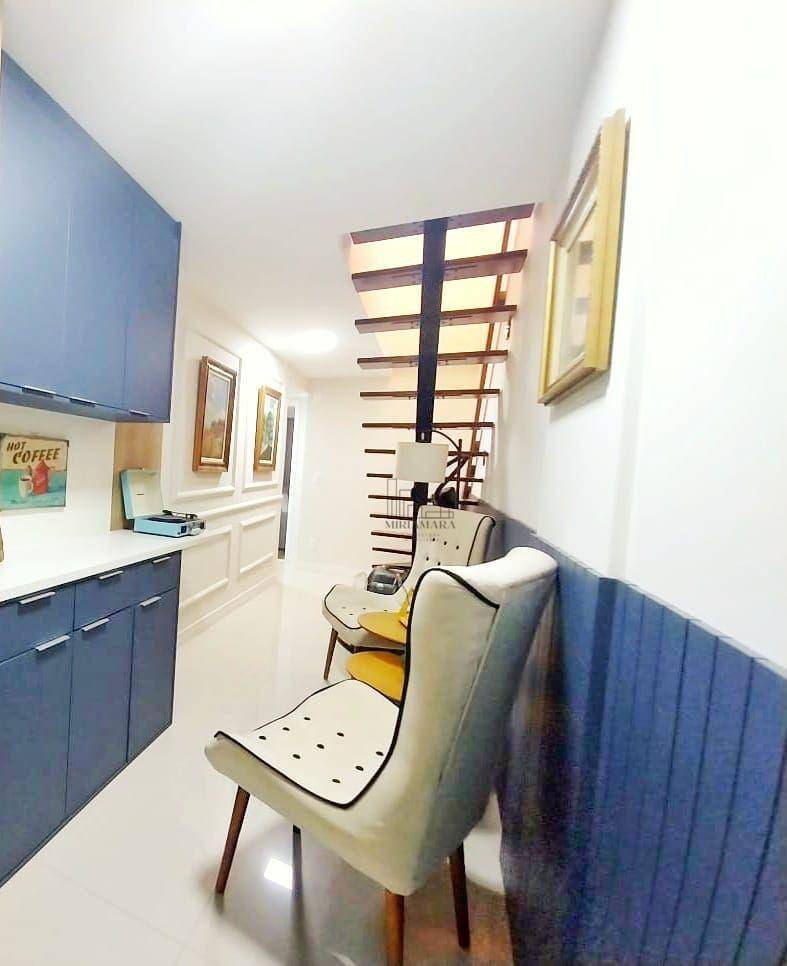 Cobertura à venda com 3 quartos, 208m² - Foto 13