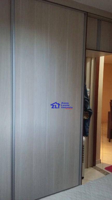 Apartamento à venda com 2 quartos, 60m² - Foto 25