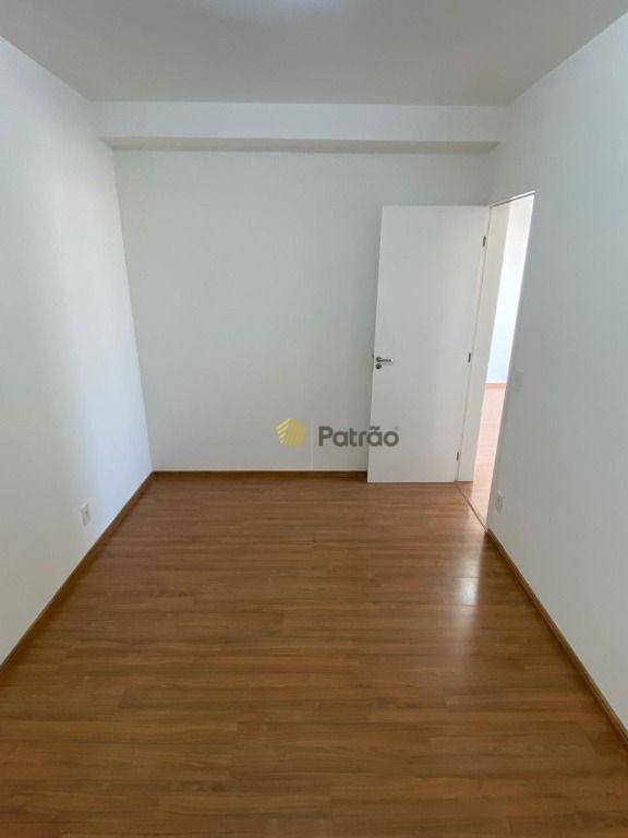 Apartamento à venda com 2 quartos, 58m² - Foto 12