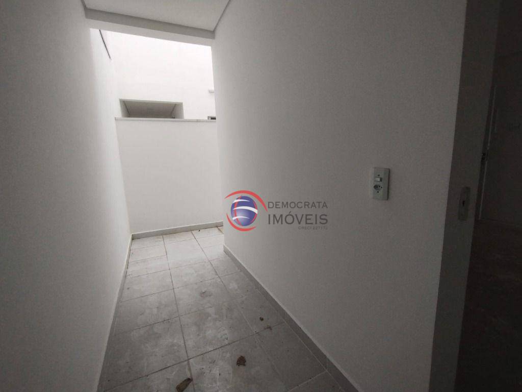 Apartamento à venda com 2 quartos, 65m² - Foto 15