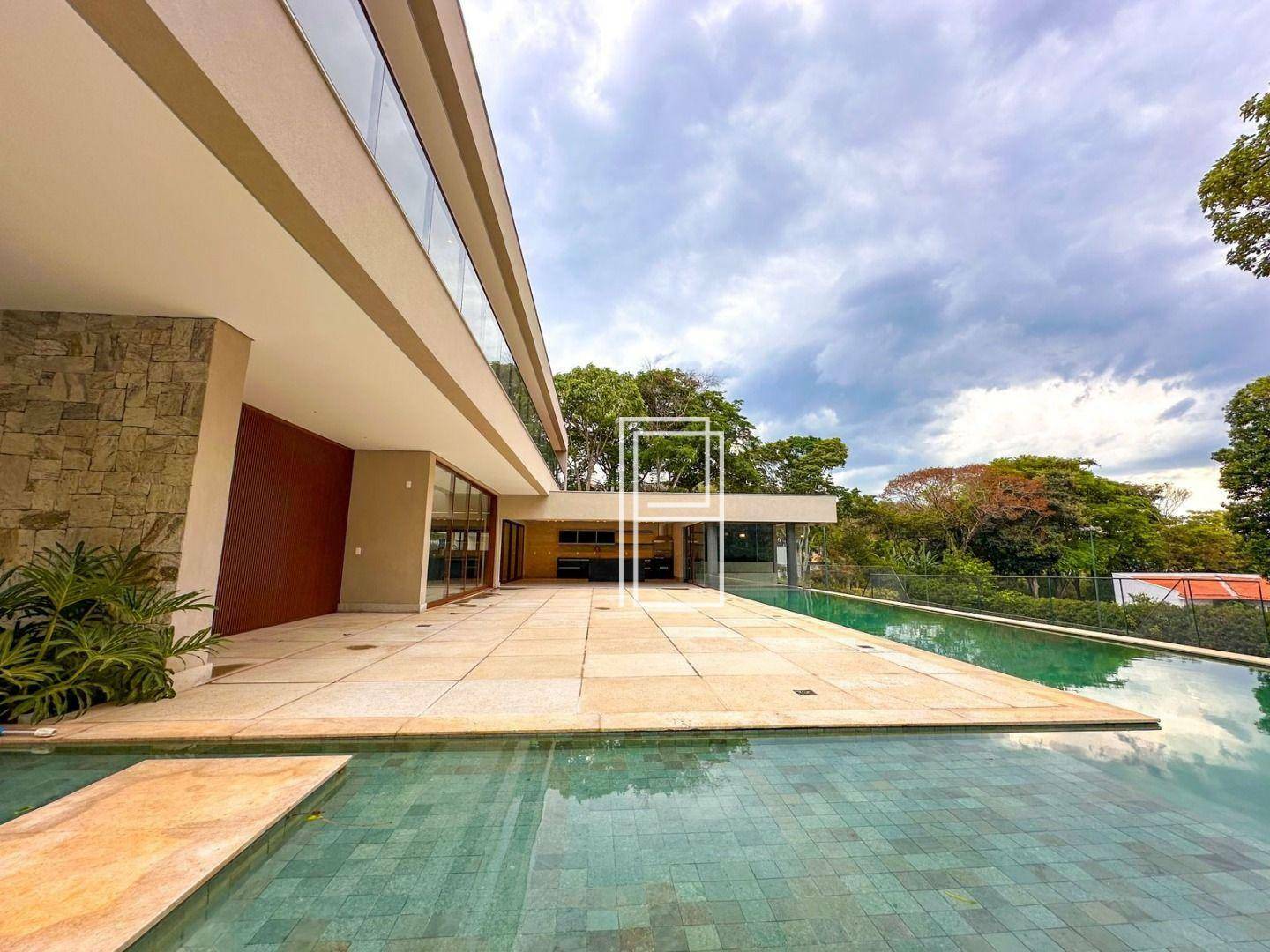 Casa de Condomínio à venda com 5 quartos, 714m² - Foto 1