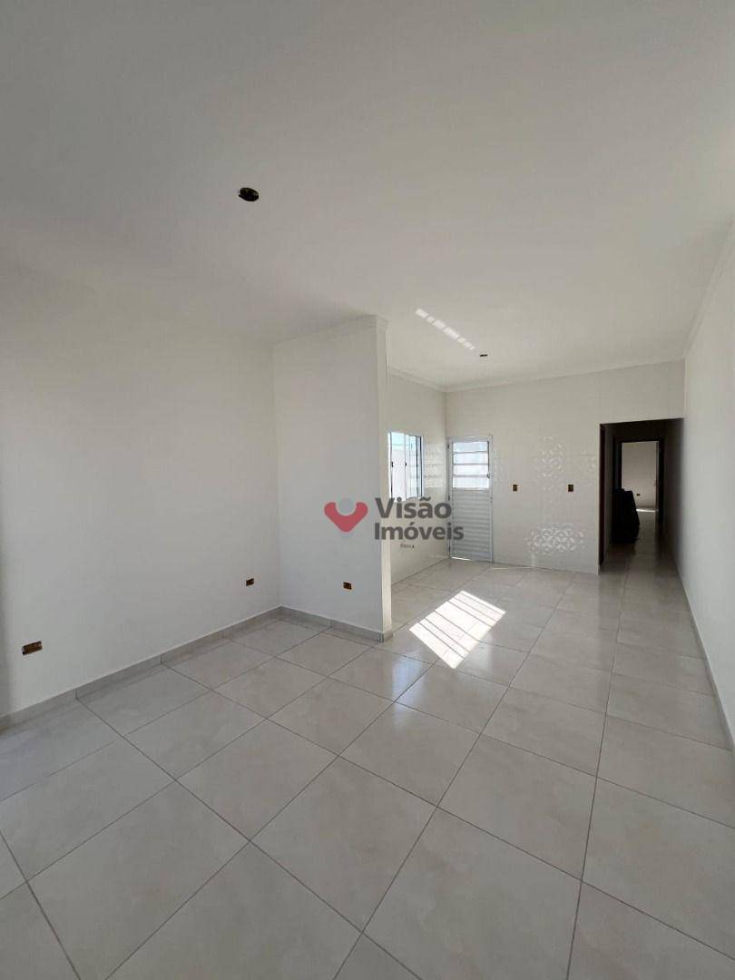 Casa à venda com 2 quartos, 61m² - Foto 5