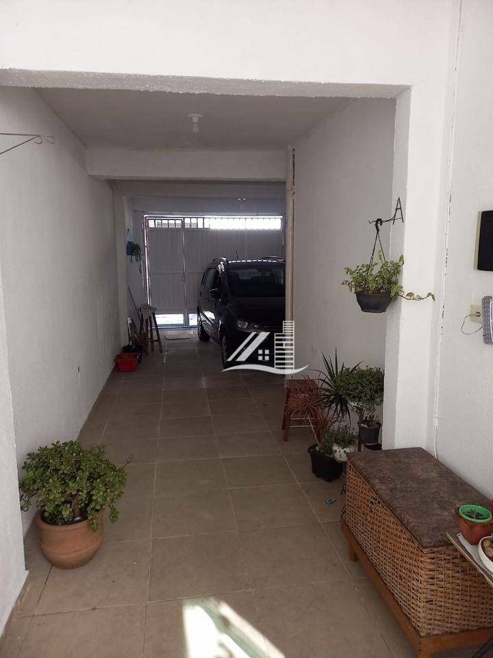 Sobrado à venda com 3 quartos, 204m² - Foto 5