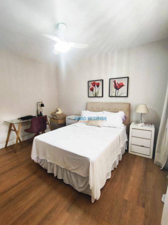 Casa à venda com 3 quartos, 110m² - Foto 12