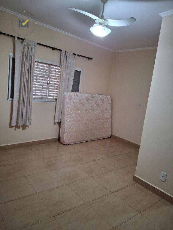 Casa para alugar com 3 quartos, 151m² - Foto 9