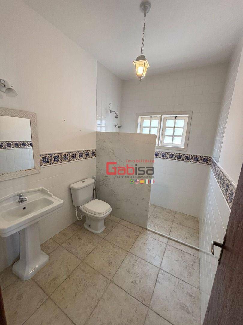 Casa à venda com 5 quartos, 300m² - Foto 4