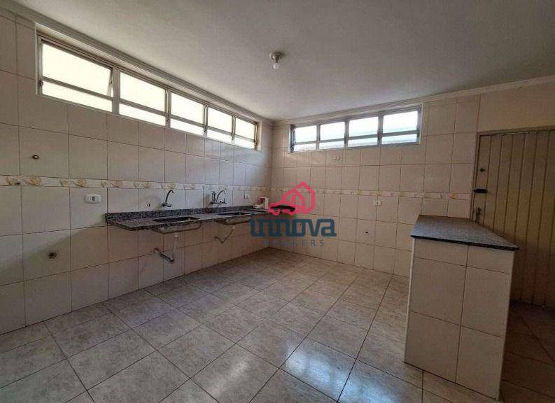 Sobrado à venda e aluguel com 3 quartos, 180M2 - Foto 8