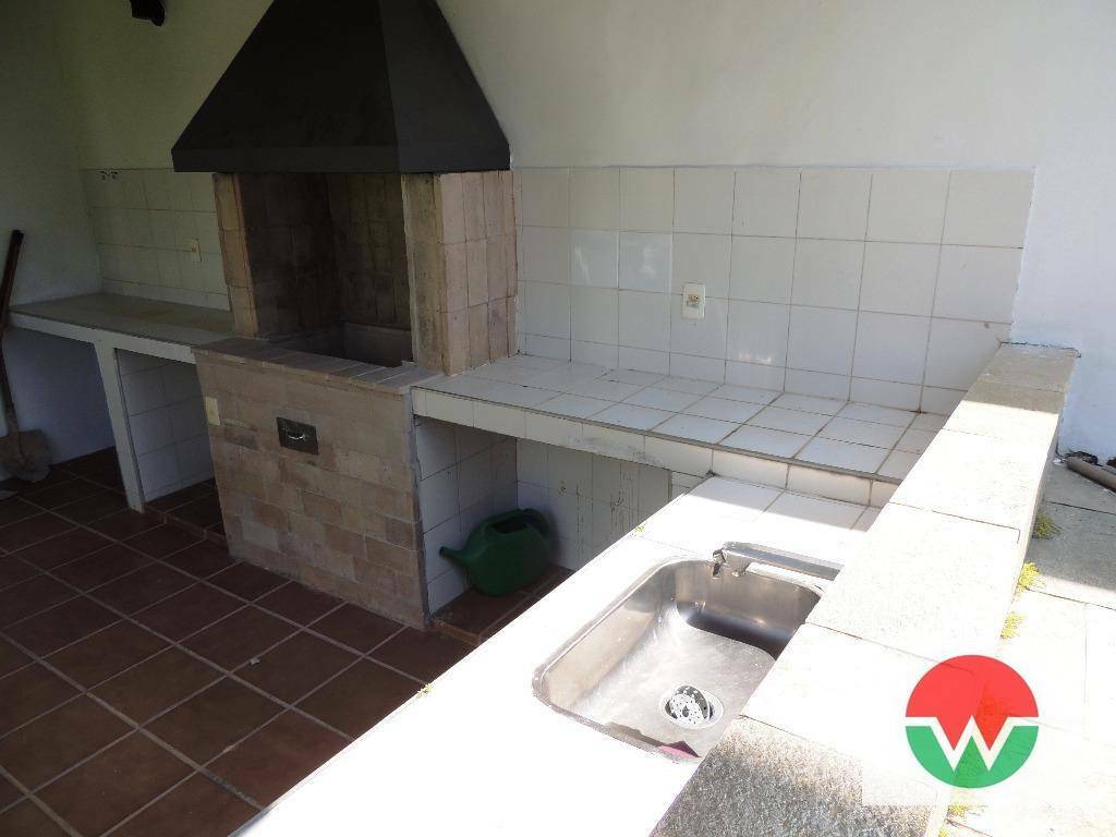 Casa de Condomínio à venda com 4 quartos, 400m² - Foto 29