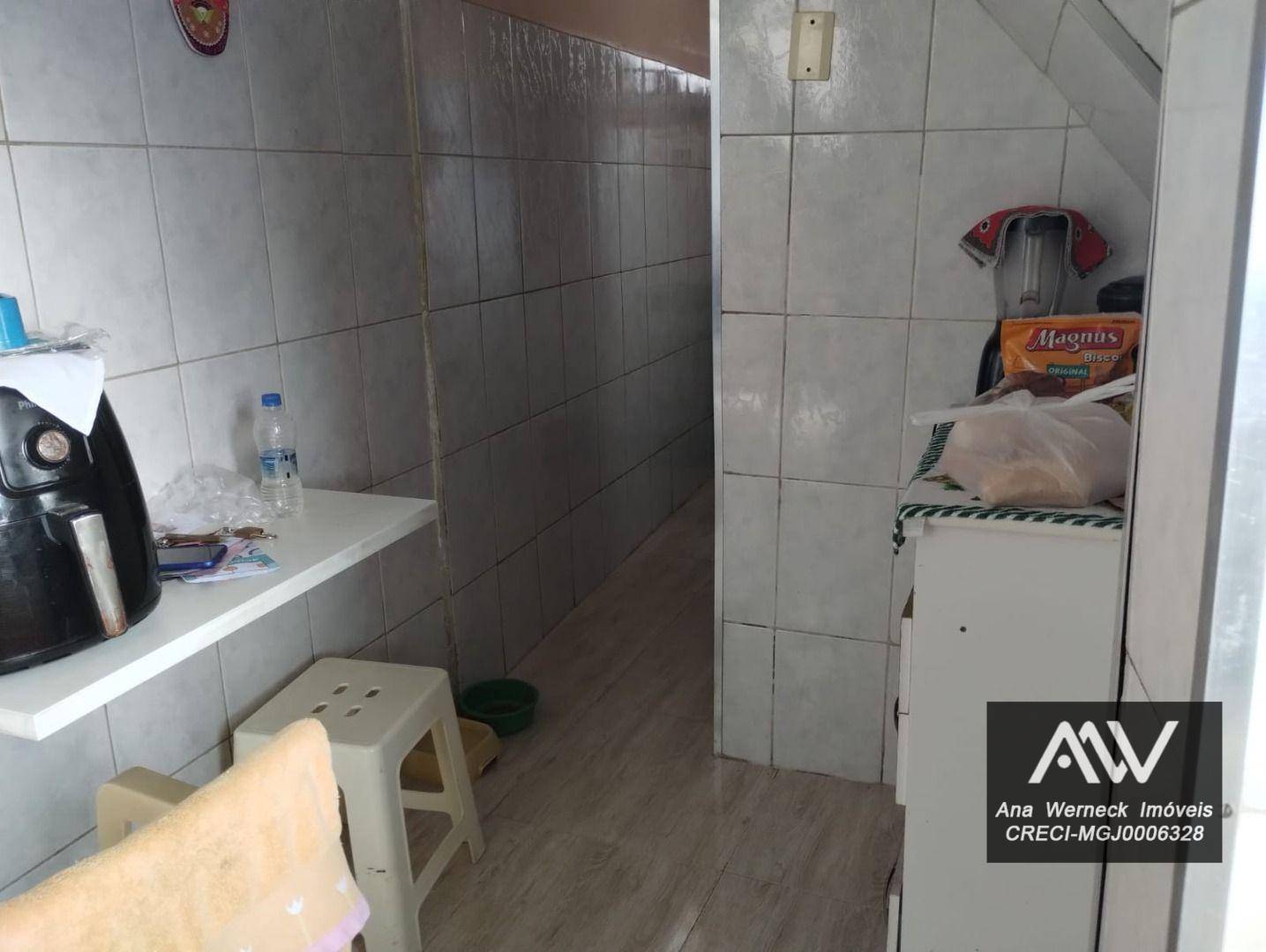 Casa à venda com 3 quartos, 53m² - Foto 11
