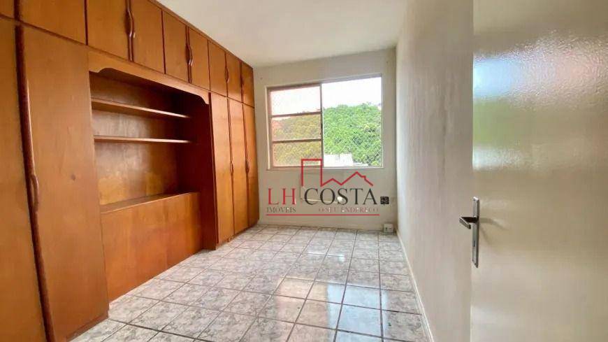 Apartamento à venda com 2 quartos, 80m² - Foto 5