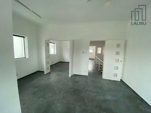 Casa para alugar com 5 quartos, 192m² - Foto 2