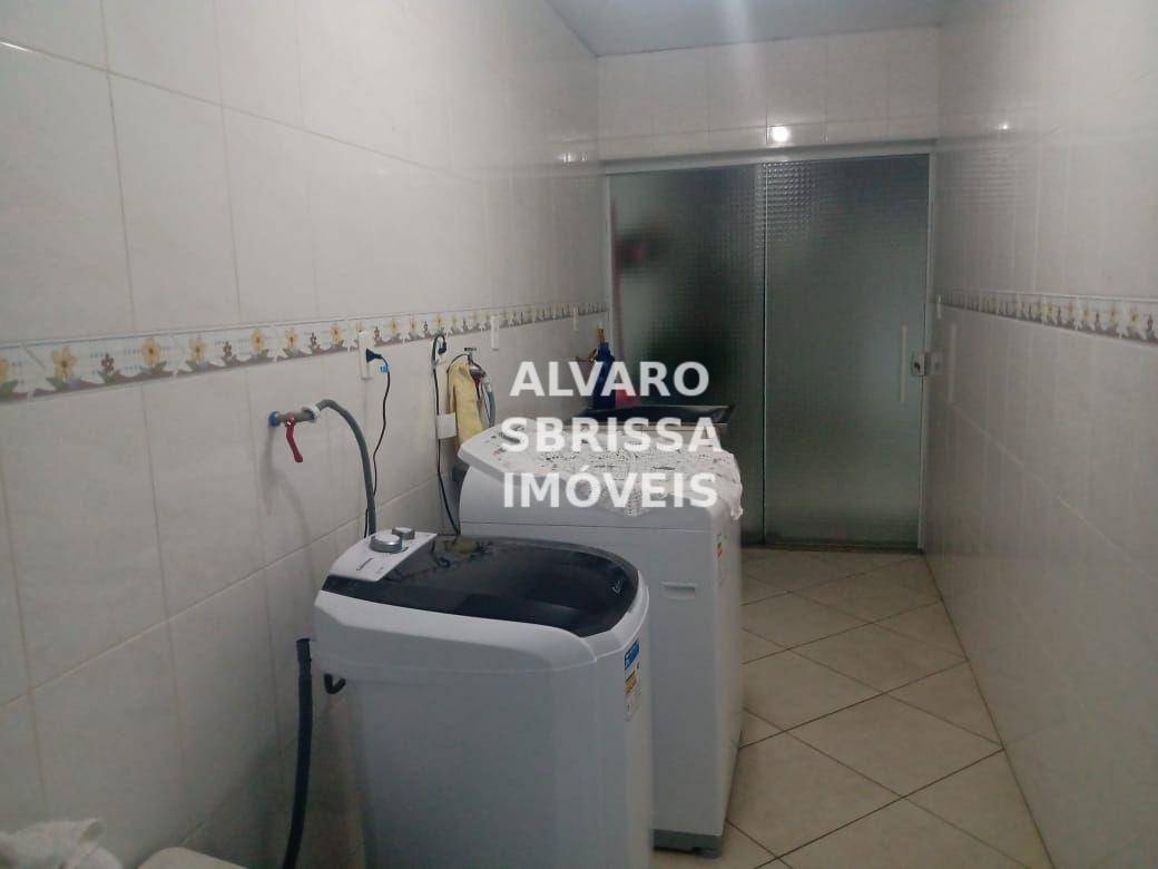 Casa à venda com 4 quartos, 189m² - Foto 7