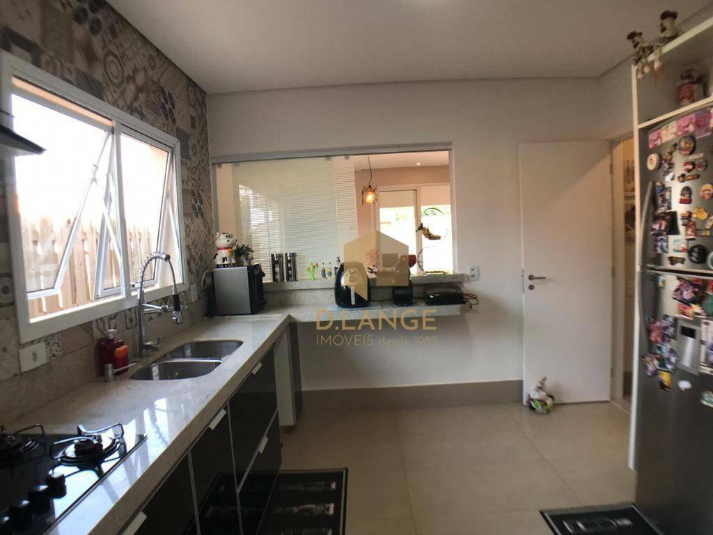 Casa de Condomínio à venda com 3 quartos, 220m² - Foto 21