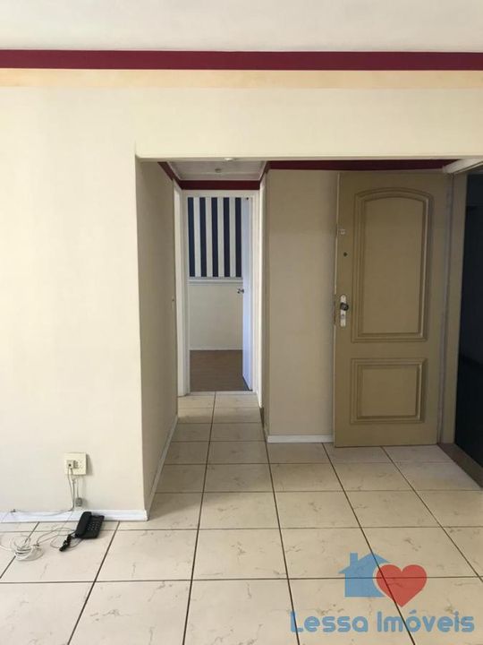 Apartamento à venda com 2 quartos, 62m² - Foto 3