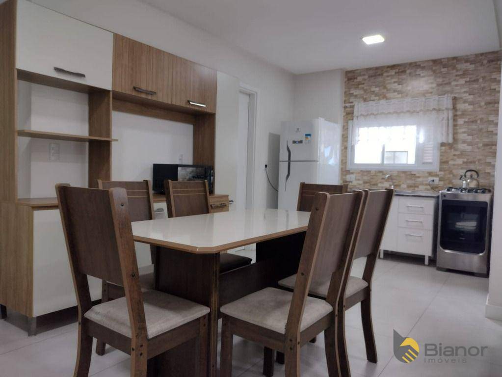 Apartamento à venda com 3 quartos, 118m² - Foto 2