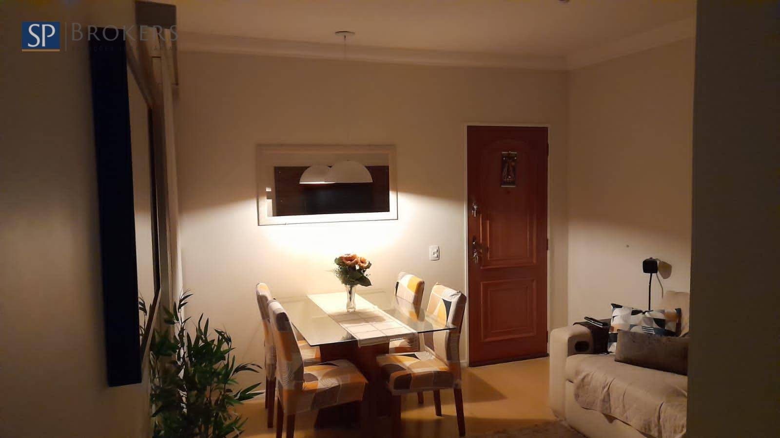 Apartamento à venda com 2 quartos, 70m² - Foto 3