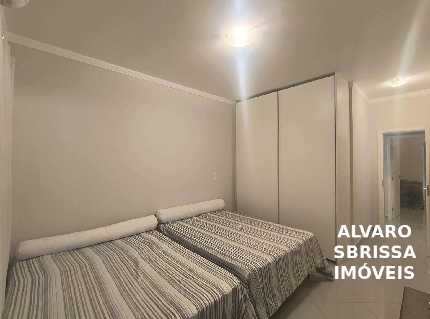Casa de Condomínio à venda e aluguel com 3 quartos, 220m² - Foto 37