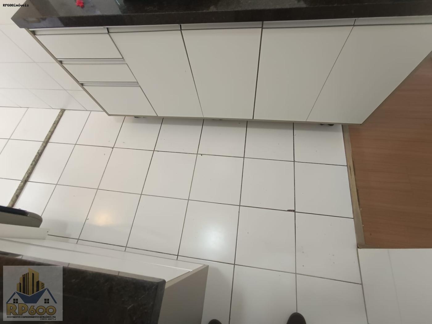 Apartamento à venda com 2 quartos, 51m² - Foto 17