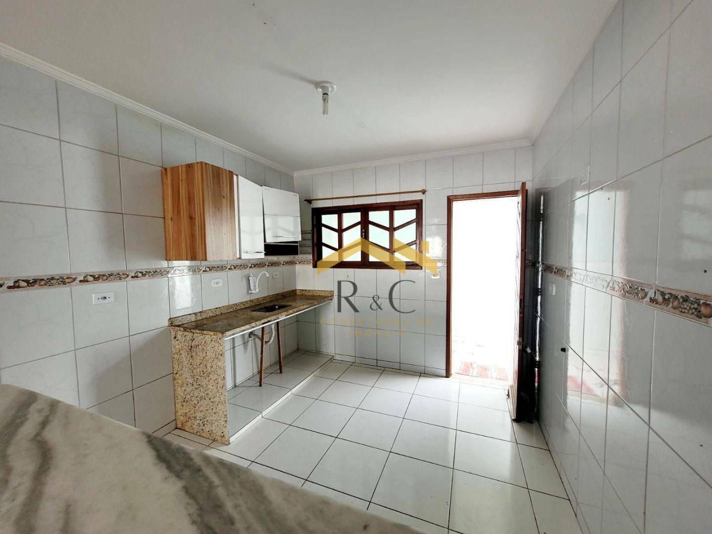 Casa à venda com 2 quartos, 68m² - Foto 6