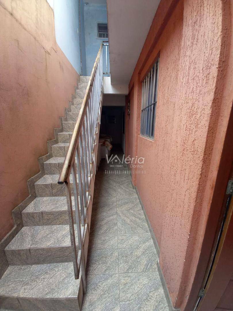 Sobrado à venda com 3 quartos, 200m² - Foto 4