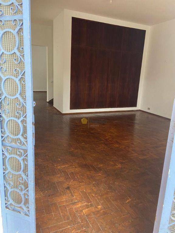 Sobrado à venda e aluguel com 4 quartos, 300m² - Foto 9