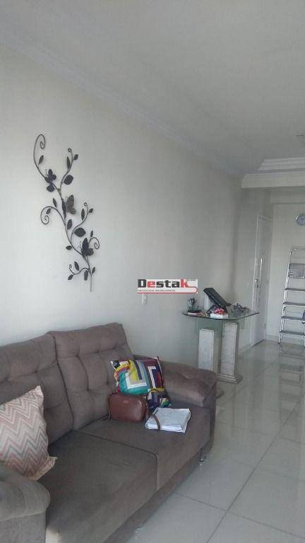 Apartamento à venda com 3 quartos, 102m² - Foto 1