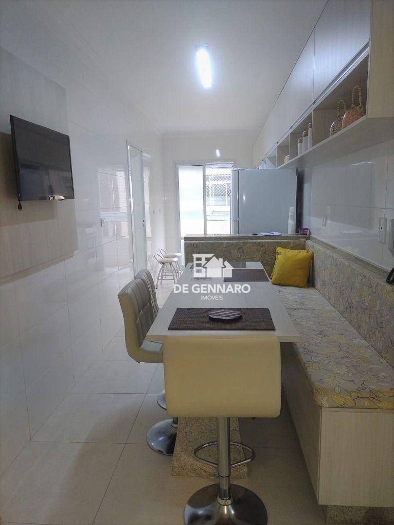 Apartamento à venda com 3 quartos, 137m² - Foto 2