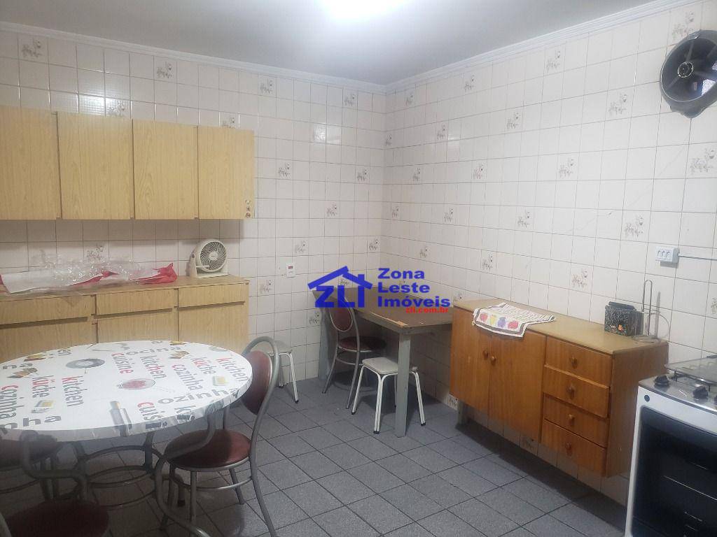 Sobrado à venda com 5 quartos, 300m² - Foto 30