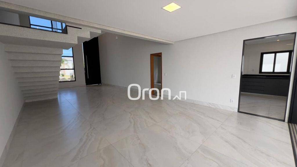 Sobrado à venda com 4 quartos, 270m² - Foto 10