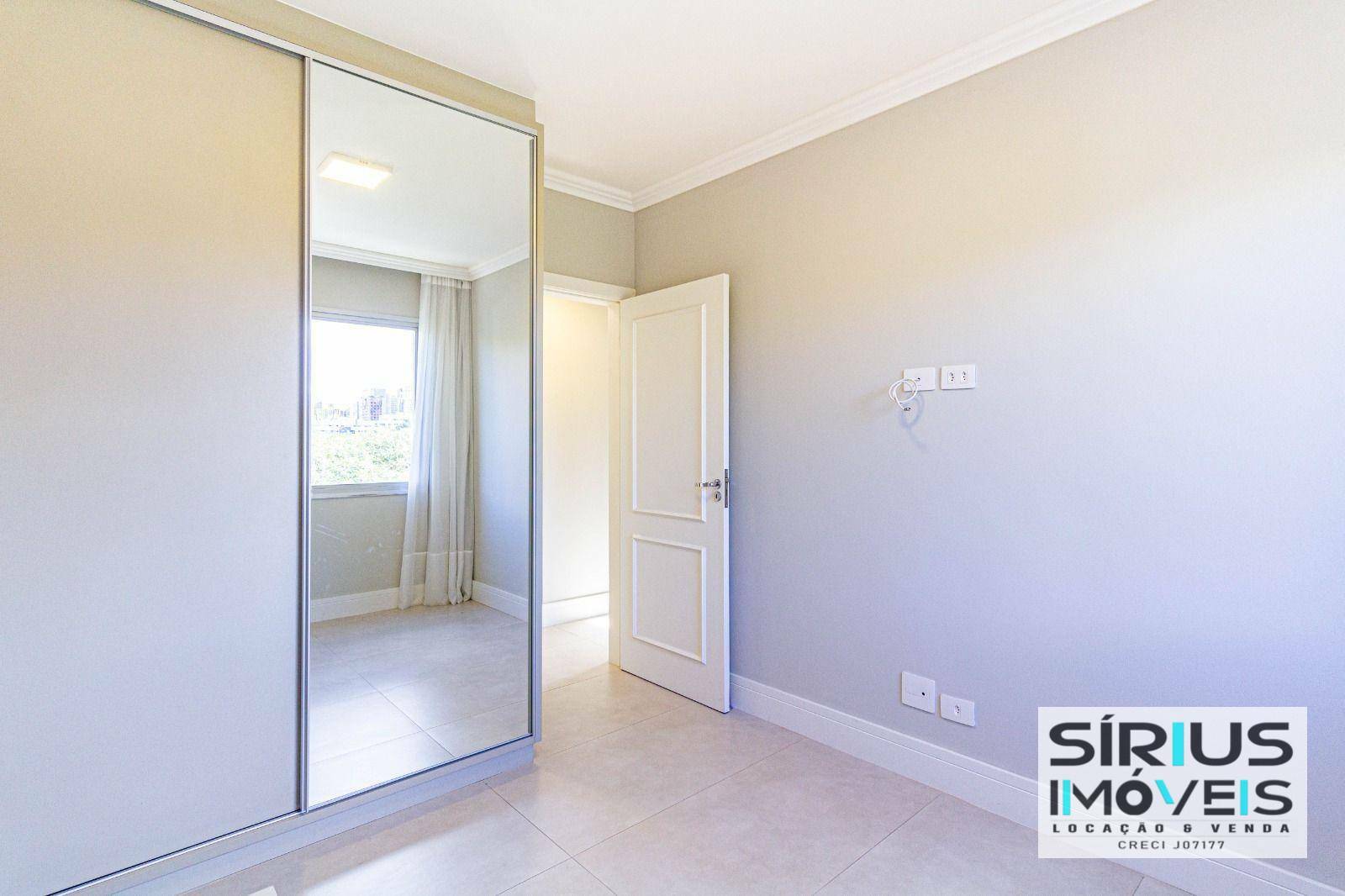 Apartamento à venda com 3 quartos, 191m² - Foto 27