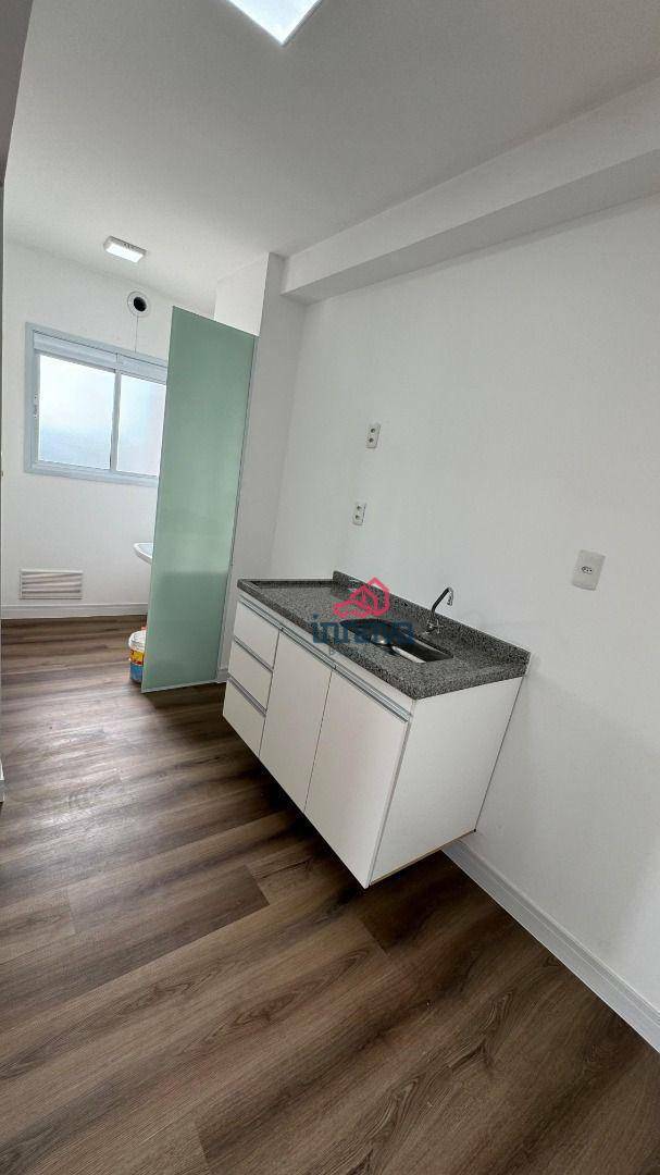 Apartamento à venda com 3 quartos, 94m² - Foto 13