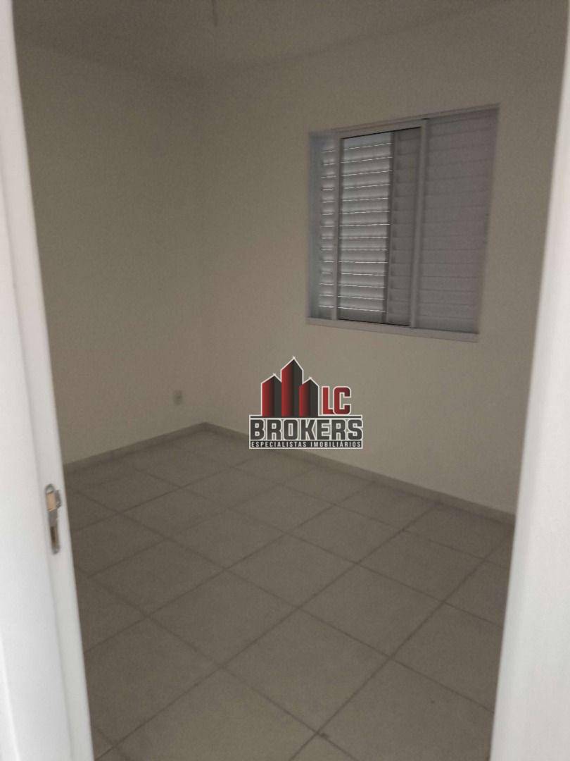 Casa de Condomínio para alugar com 2 quartos, 50m² - Foto 15