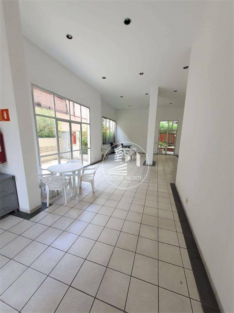 Apartamento à venda com 2 quartos, 108m² - Foto 3