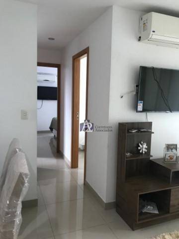 Apartamento à venda com 3 quartos, 73m² - Foto 4