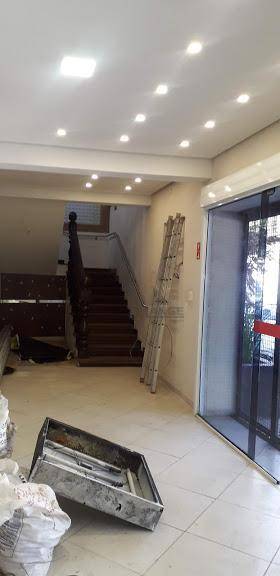 Casa para alugar com 8 quartos, 376m² - Foto 17