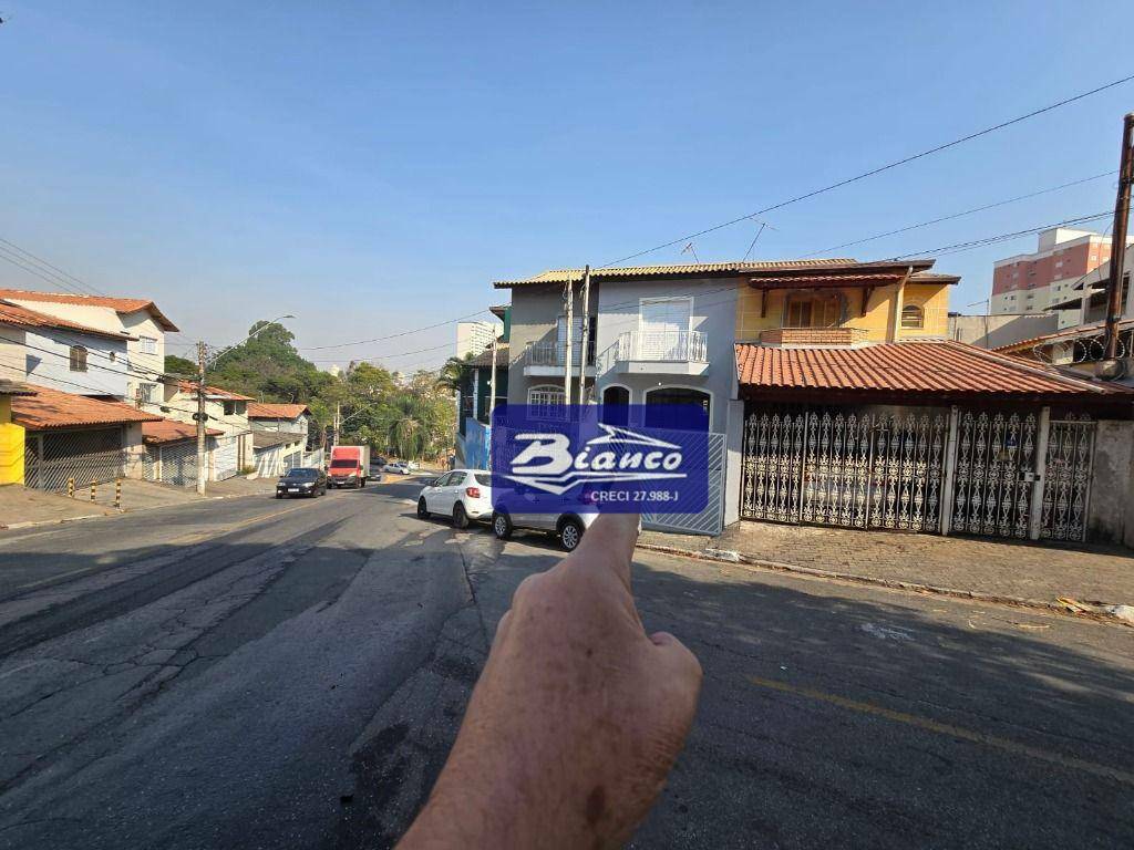 Sobrado à venda com 2 quartos, 174m² - Foto 7