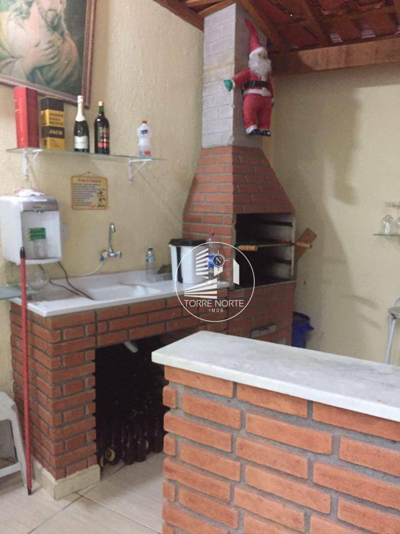 Casa à venda com 3 quartos, 130m² - Foto 13