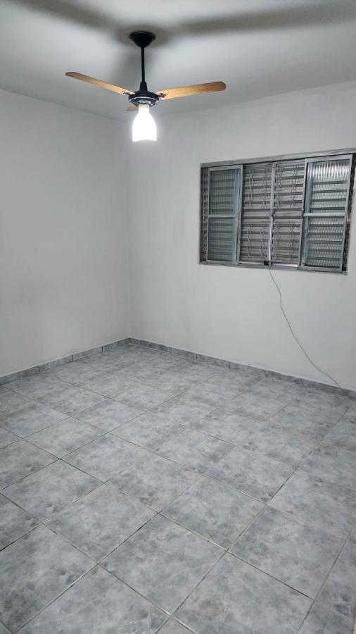 Casa à venda com 2 quartos, 240m² - Foto 11