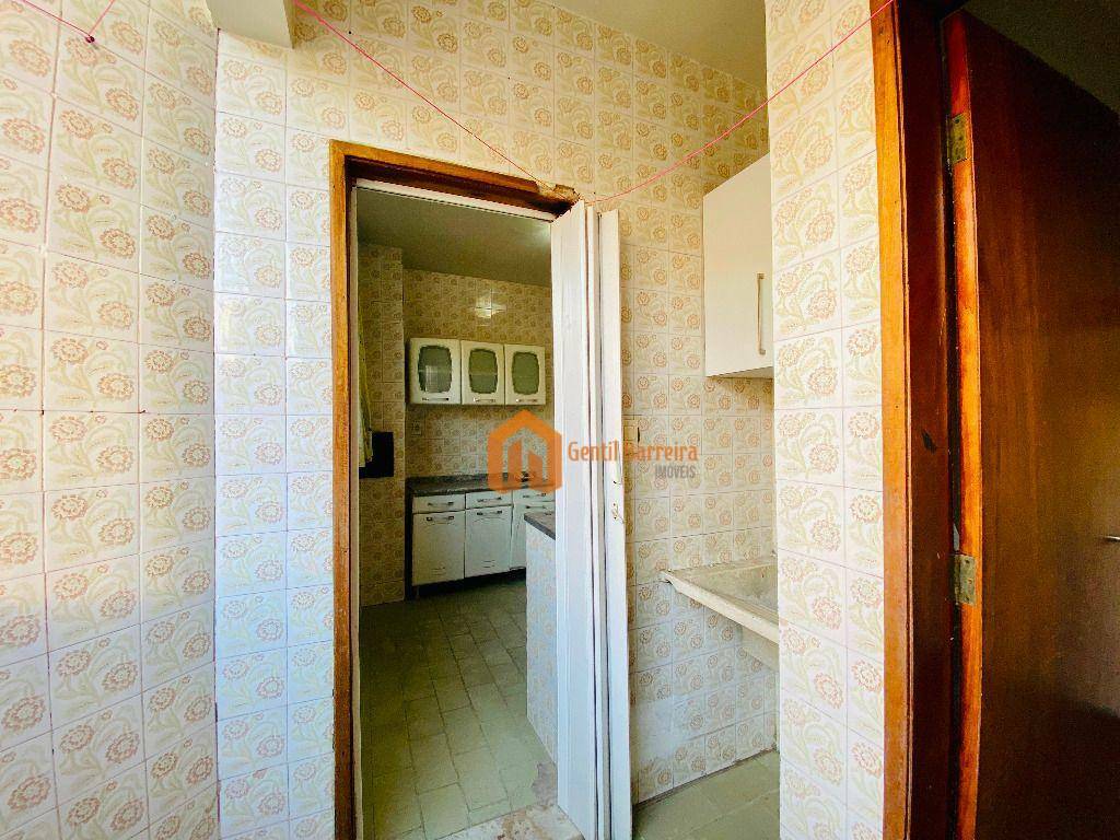 Apartamento à venda com 3 quartos, 110m² - Foto 13