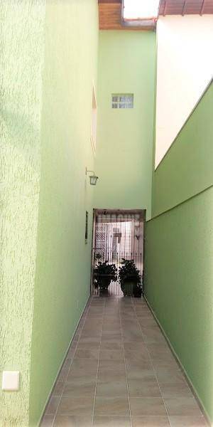 Sobrado à venda com 3 quartos, 240m² - Foto 4