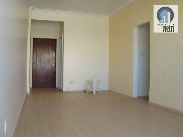 Apartamento à venda com 3 quartos, 97m² - Foto 6