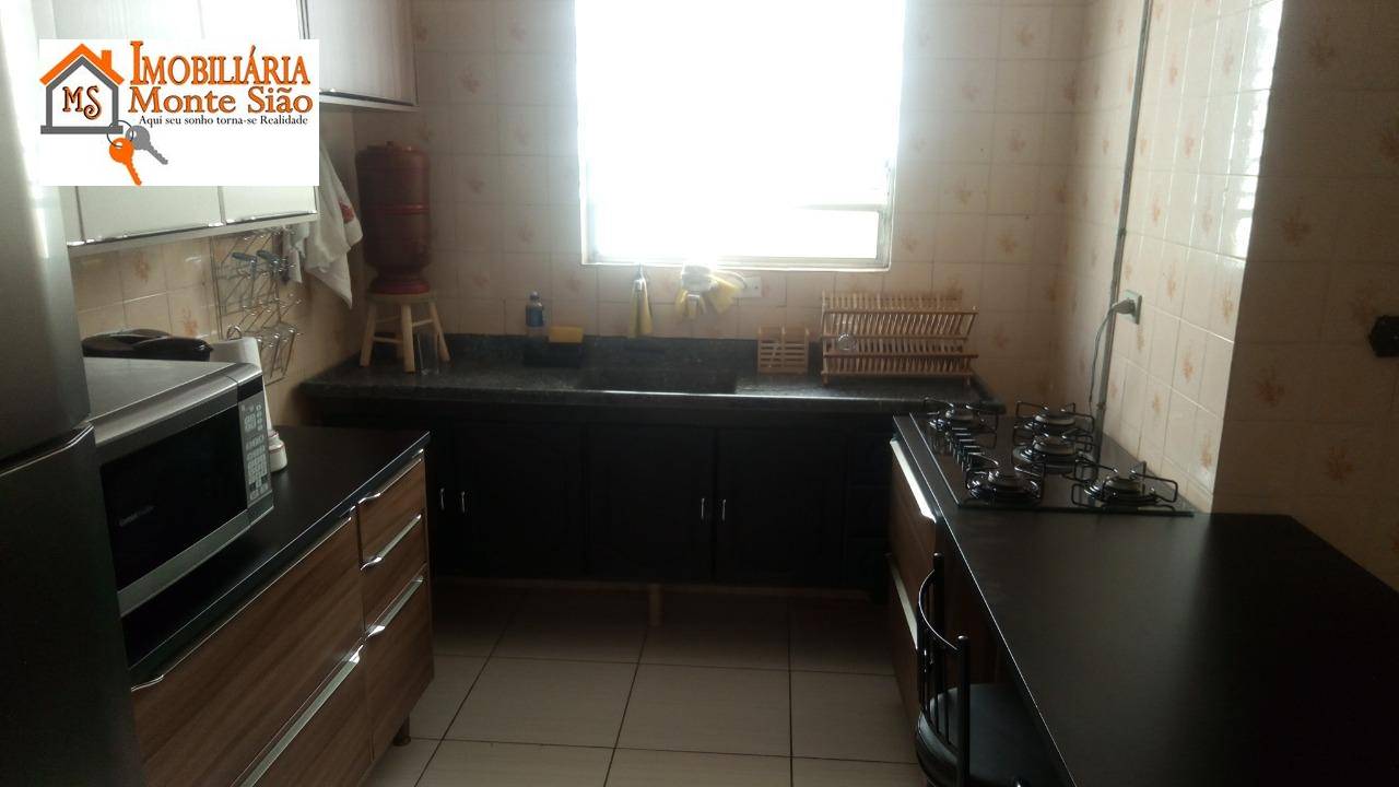 Sobrado à venda com 4 quartos, 134m² - Foto 2