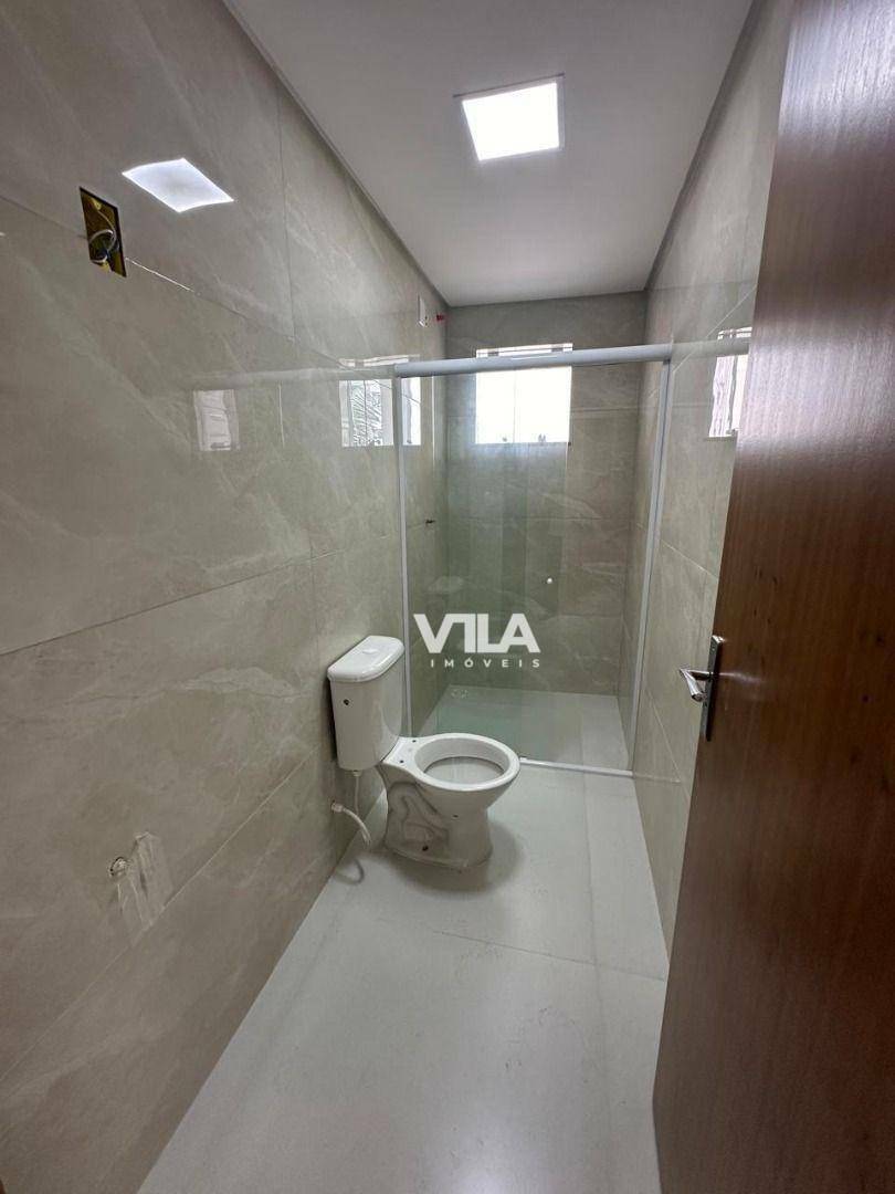 Casa à venda e aluguel com 4 quartos, 300m² - Foto 15