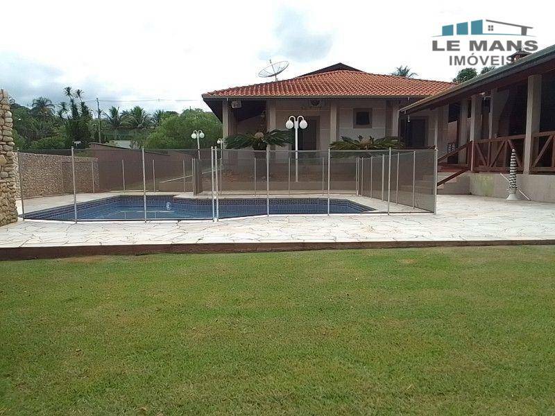 Casa de Condomínio à venda com 3 quartos, 306m² - Foto 2