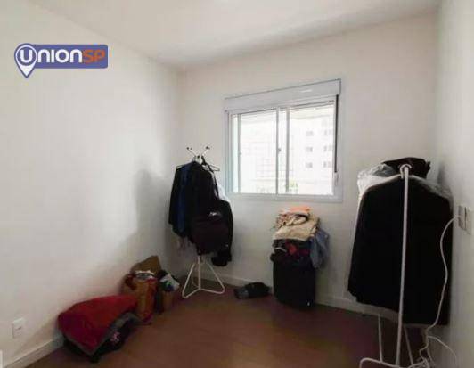 Apartamento à venda com 1 quarto, 36m² - Foto 2