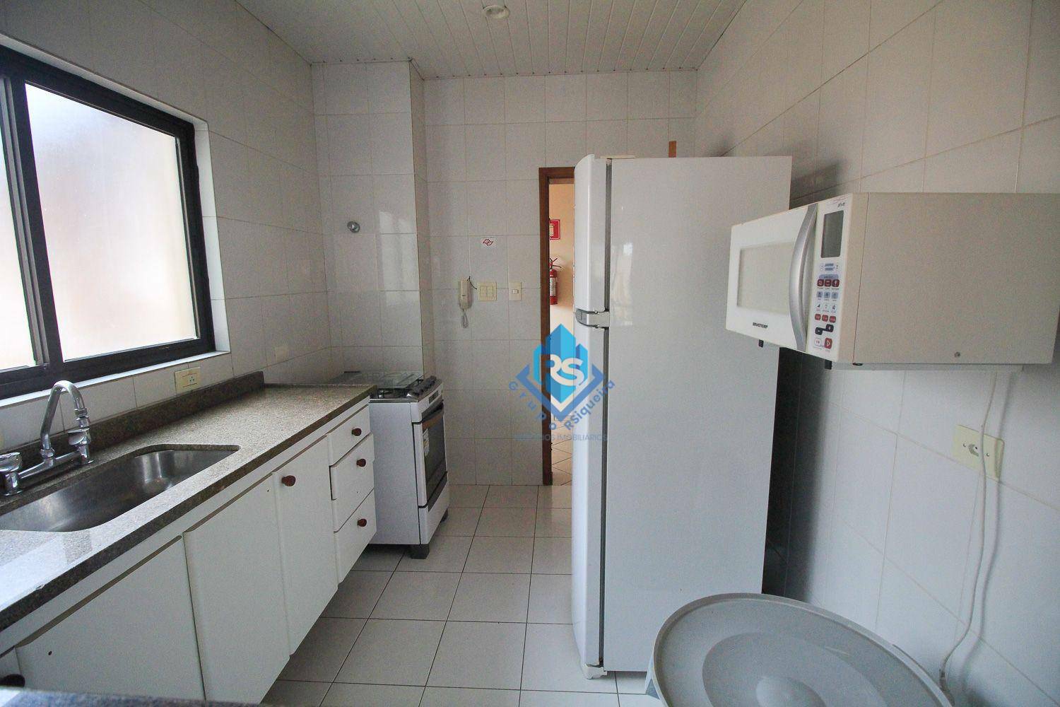 Apartamento para alugar com 2 quartos, 80m² - Foto 85