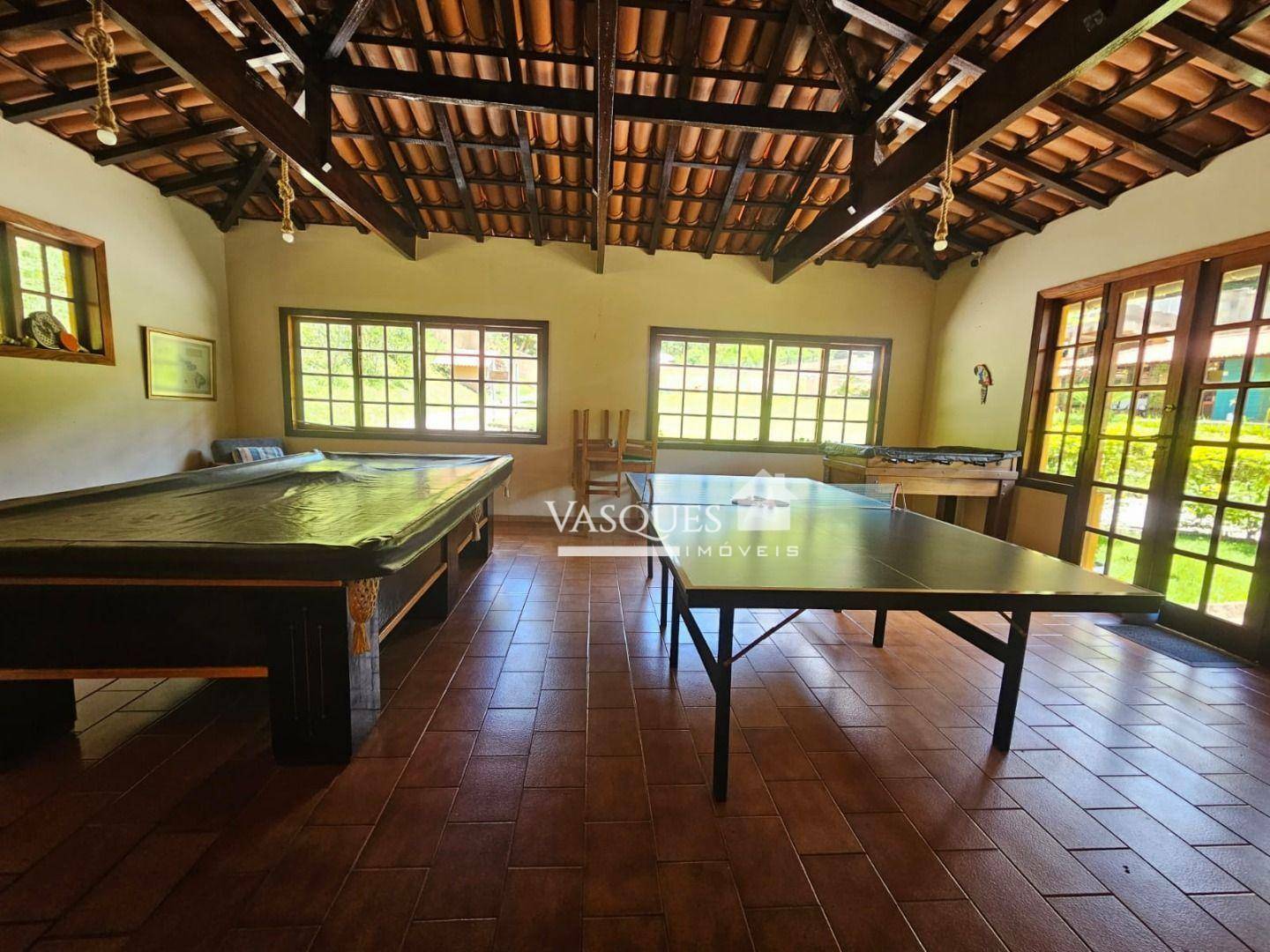 Casa à venda com 6 quartos, 380m² - Foto 29