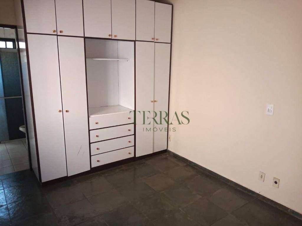 Casa à venda com 3 quartos, 155m² - Foto 10