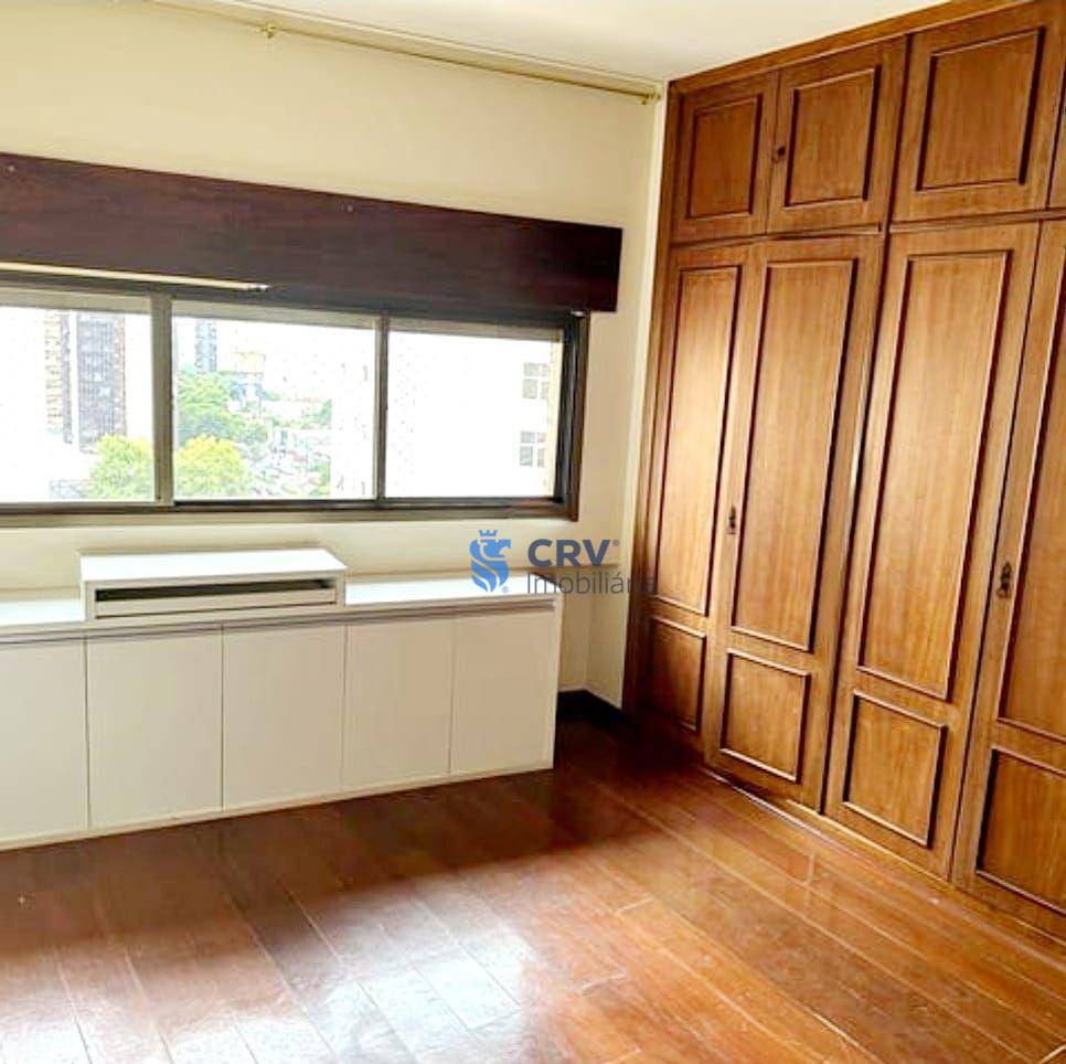 Apartamento à venda com 4 quartos, 246m² - Foto 12