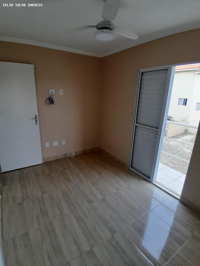 Casa à venda com 2 quartos, 30m² - Foto 13